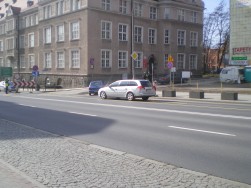 Skrzyżowanie ulic 1 Maja, Mrongowiusza i Ratuszowej (8 marca 2015)