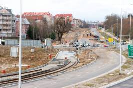Budowa linii tramwajowej przy ulicy Płoskiego i alei Sikorskiego (4 kwietnia 2015)