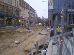 Budowa linii tramwajowej w ulicy 11 Listopada (14 kwietnia 2015)
