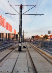 Linia tramwajowa przy alei Sikorskiego (31 października 2015) - przystanek Real