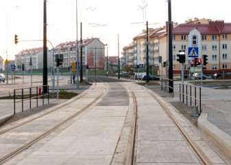Linia tramwajowa przy ulicy Witosa (31 października 2015) - skrzyżowanie z ulicą Janowicza