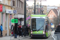 Solaris Tramino Olsztyn S111O #3004 na ulicy 11 Listopada (19 grudnia 2015)