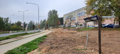 Budowa linii tramwajowej w ulicy Krasickiego, w pobliżu skrzyżowania z ulicą Wańkowicza (2 października 2021)