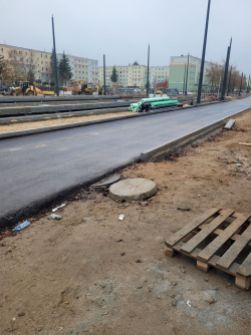 Budowa linii tramwajowej w ulicy Wilczyńskiego, w okolicach przyszłego przystanku końcowego Pieczewo (23 października 2022)