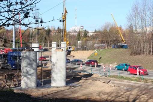 Budowa estakady tramwajowej w ulicy Krasickiego (3 listopada 2022)