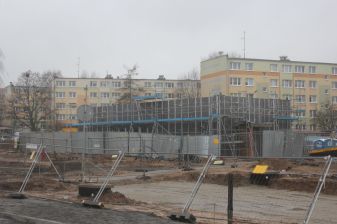 Budowa podstacji trakcyjnej przy ulicy Wyszyńskiego (15 stycznia 2023) © OlsztyńskieTramwaje.pl