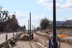 Budowa linii tramwajowej w ulicy Wyszyńskiego, w pobliżu podstacji trakcyjnej (10 kwietnia 2023)