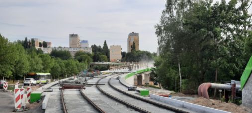 Budowa estakady tramwajowej w ulicy Synów Pułku (29 lipca 2023)