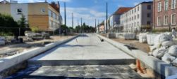 Budowa linii tramwajowej na placu Jedności Słowiańskiej - przystanek końcowy Wysoka Brama (29 lipca 2023)