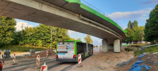 Budowa estakady tramwajowej w ulicy Krasickiego (13 sierpnia 2023)