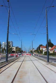 Budowa linii tramwajowej w alei Piłsudskiego, na wysokości hali Urania (17 września 2023)