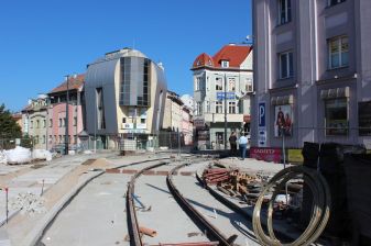 Budowa linii tramwajowej na placu Jedności Słowiańskiej (17 września 2023)